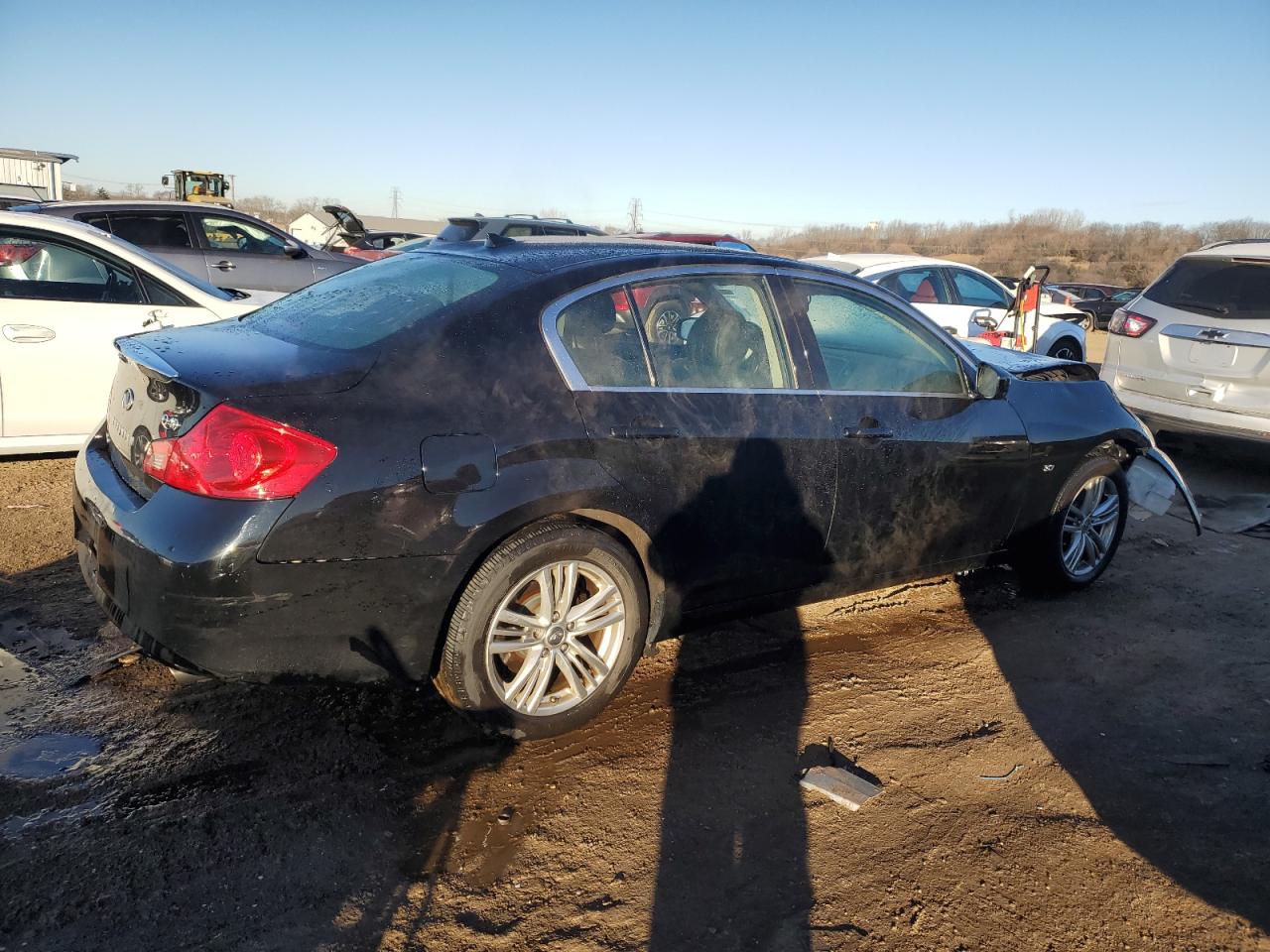 2015 Infiniti Q40 - Image 3