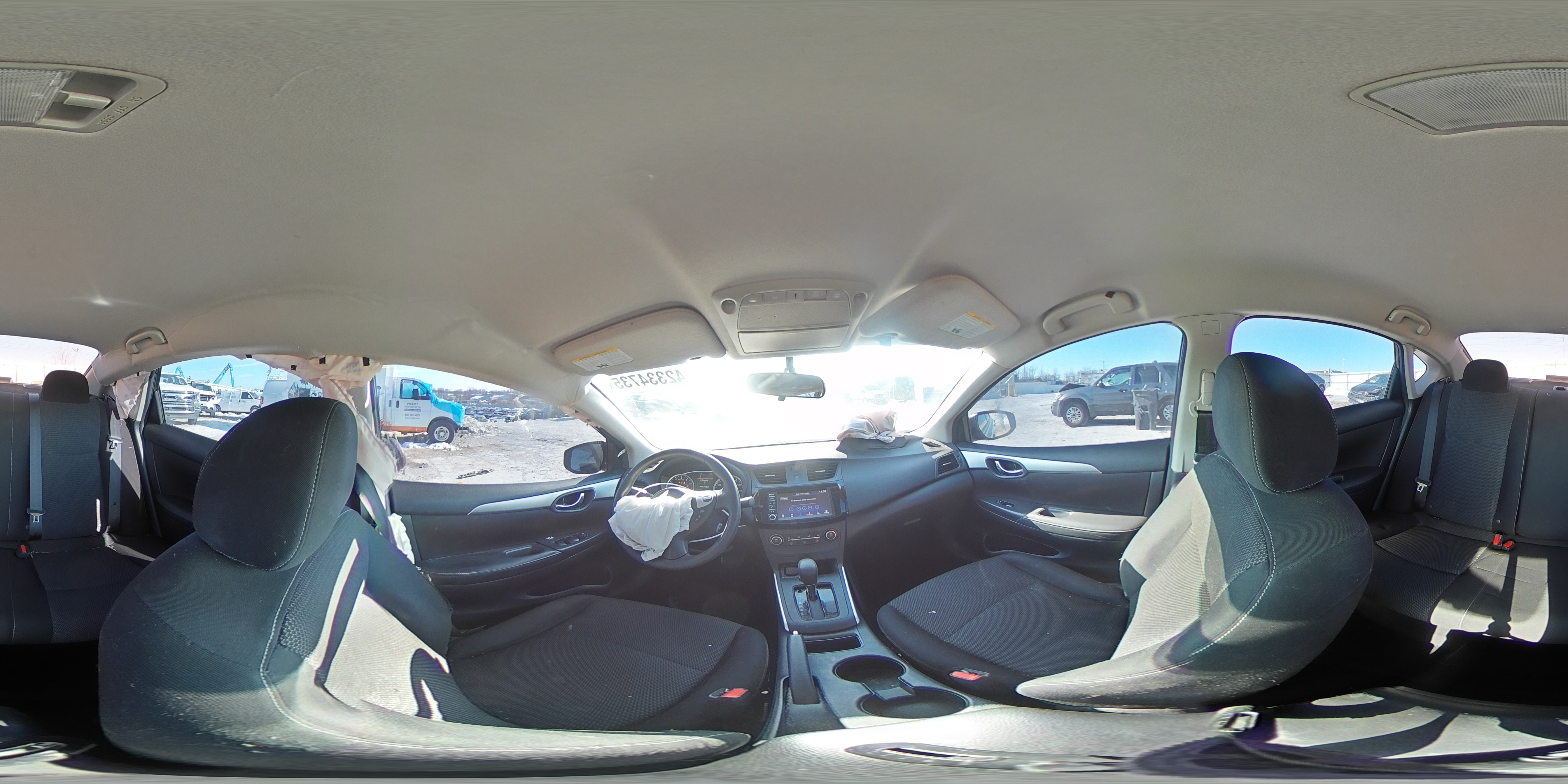 2019 Nissan Sentra - Image 12