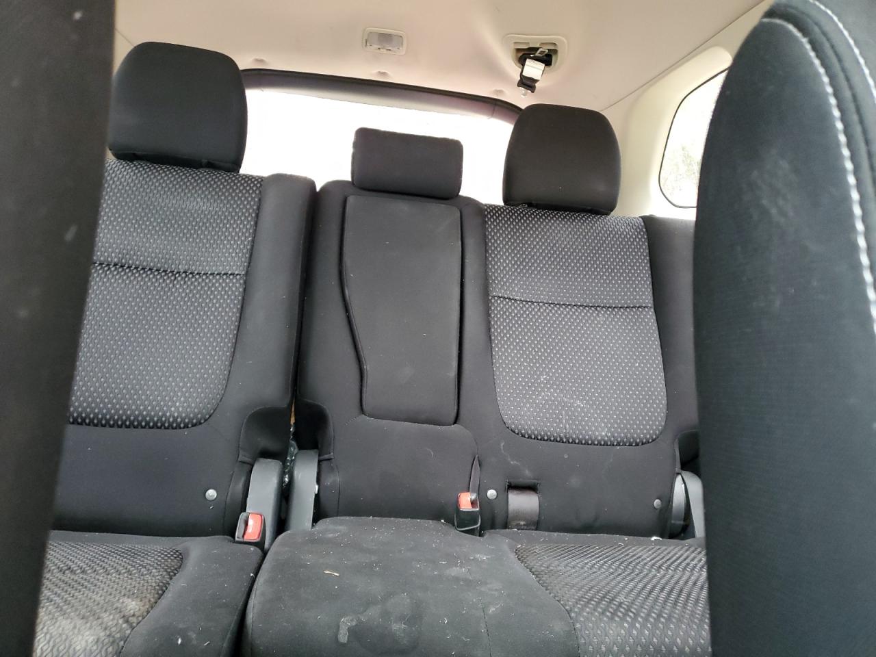 2018 Mitsubishi Outlander - Image 10