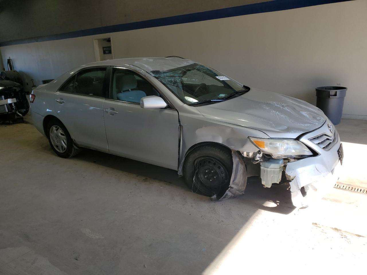 2010 Toyota Camry - Image 4