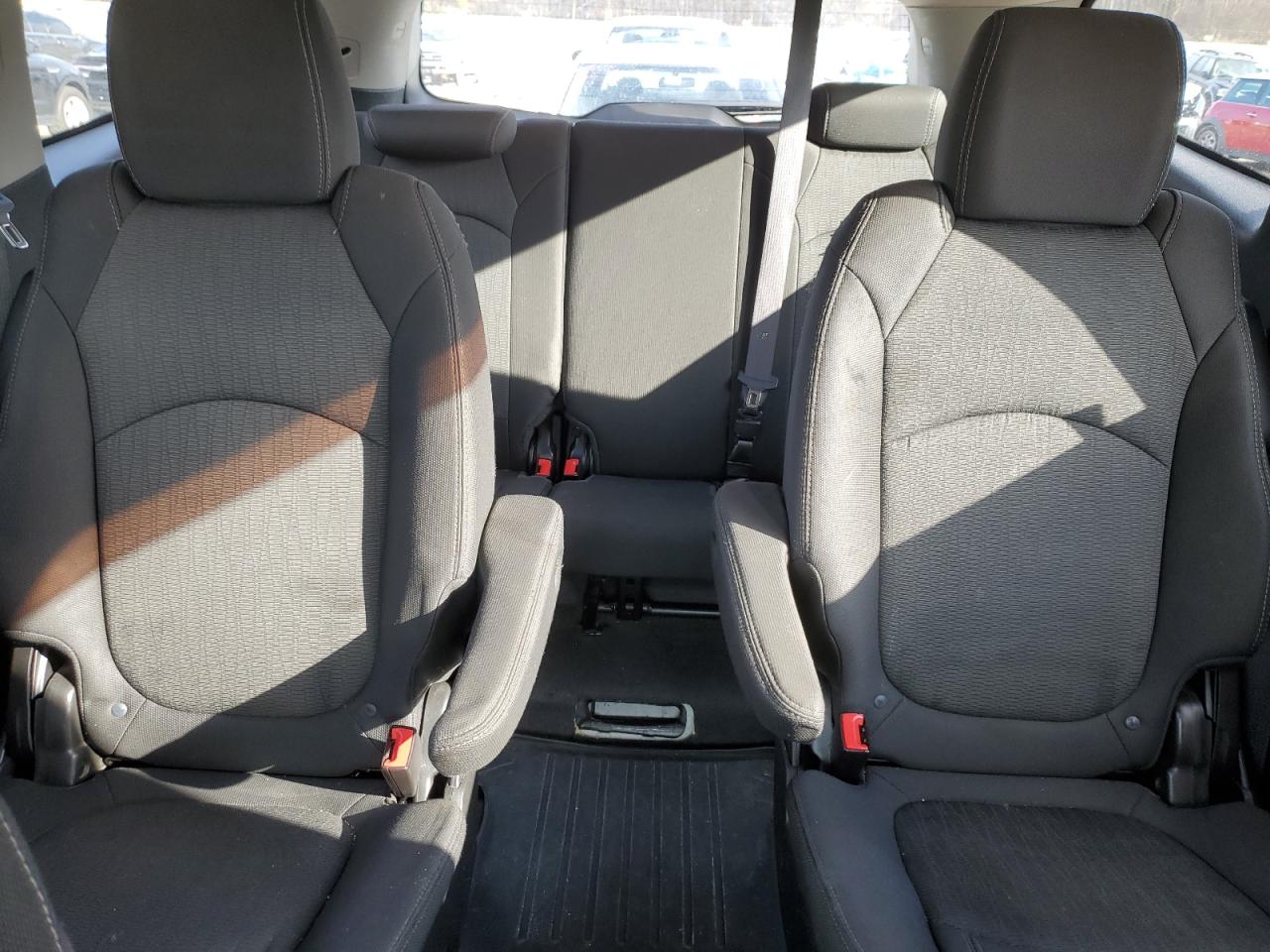 2014 Chevrolet Traverse - Image 10