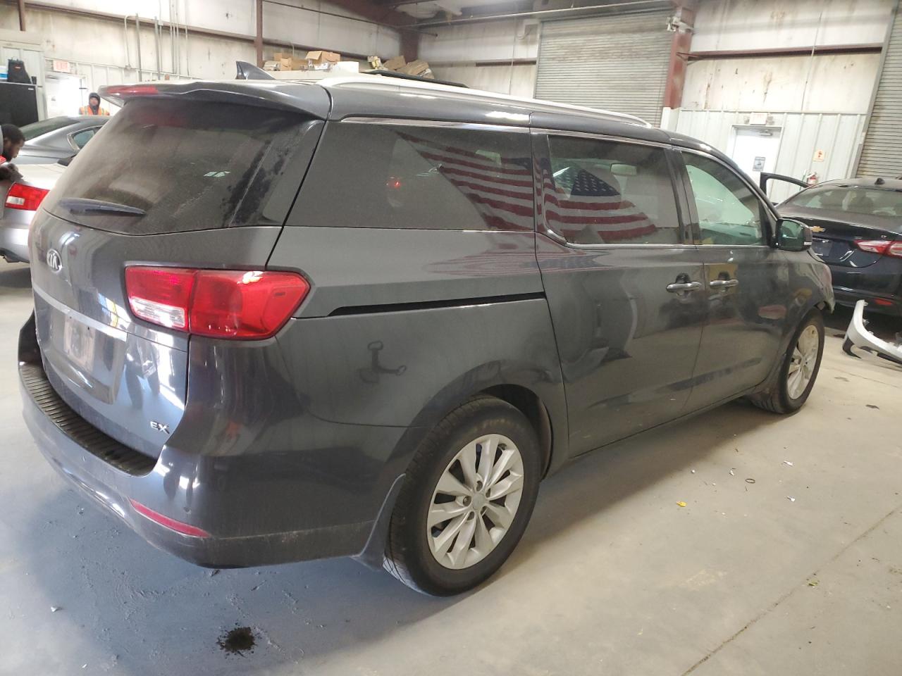 2018 Kia Sedona - Image 3