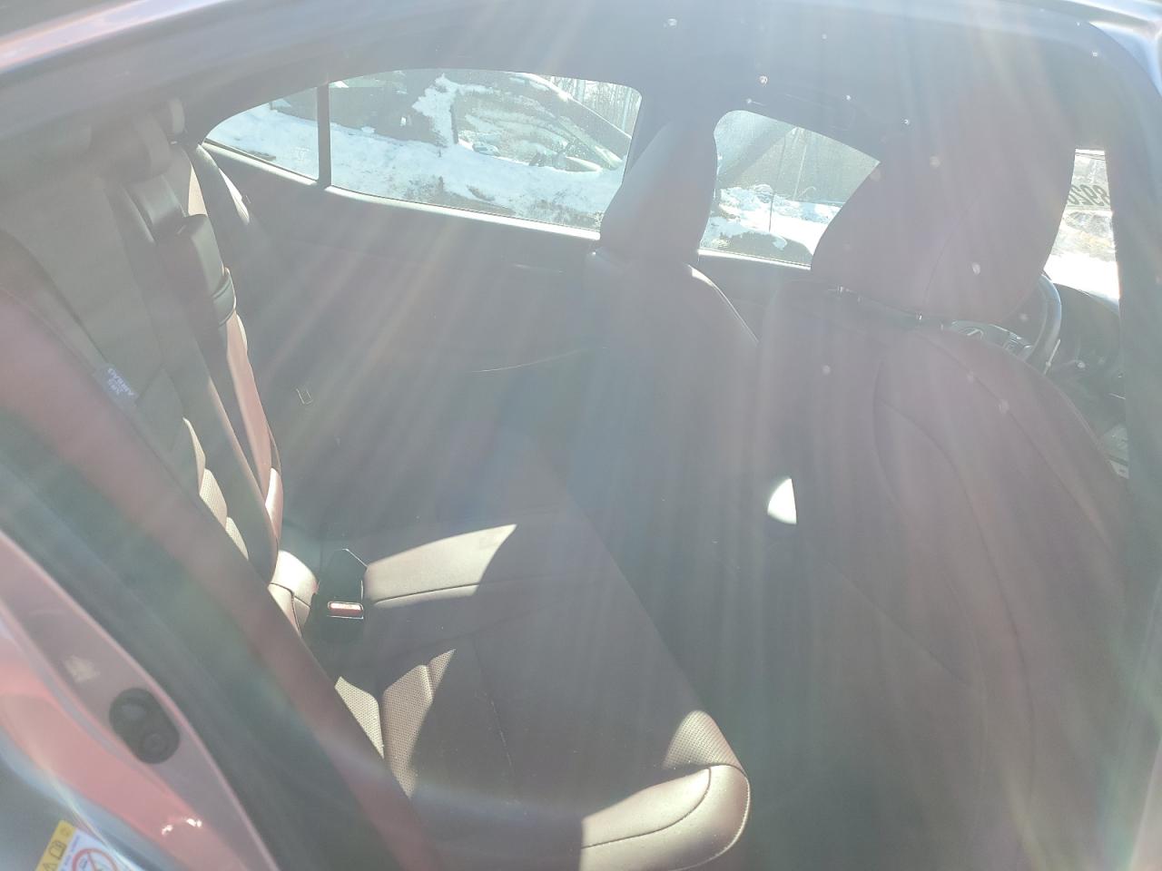 2018 Lexus IS - Image 10