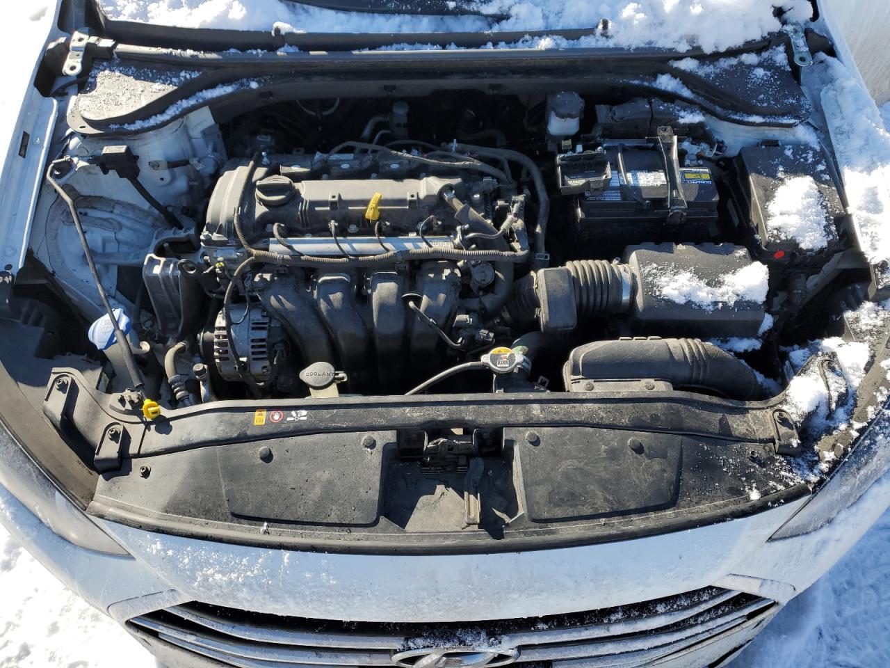 2017 Hyundai Elantra - Image 11