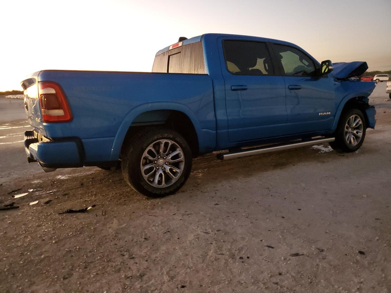 2021 RAM 1500 - Image 3