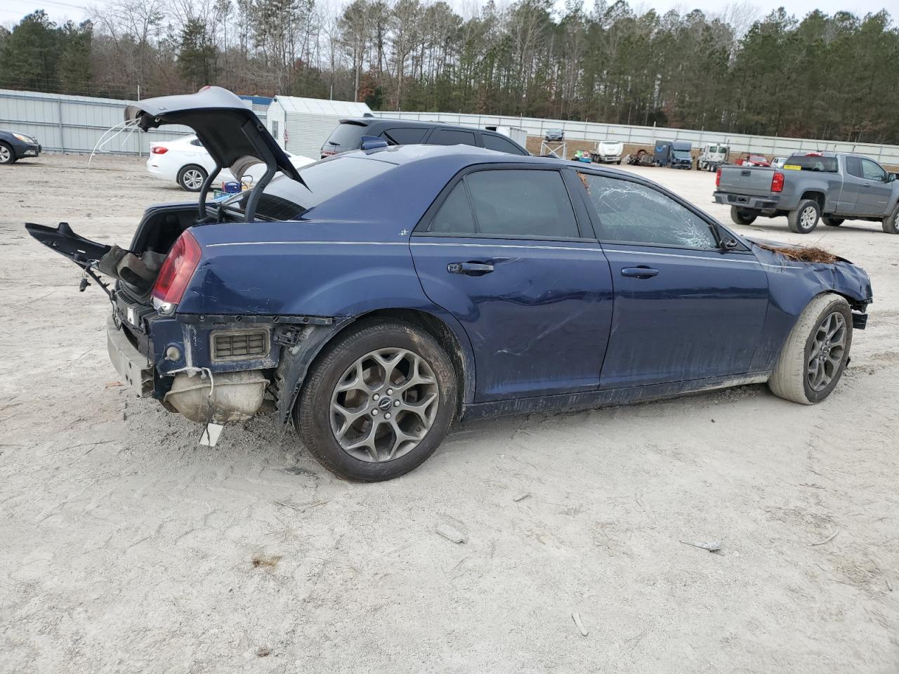 2017 Chrysler 300 - Image 3