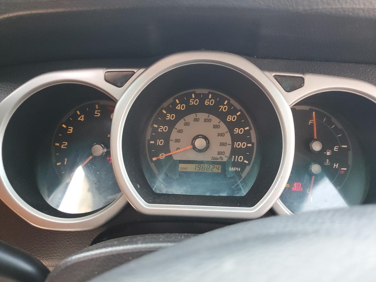 2005 Toyota 4Runner - Image 9