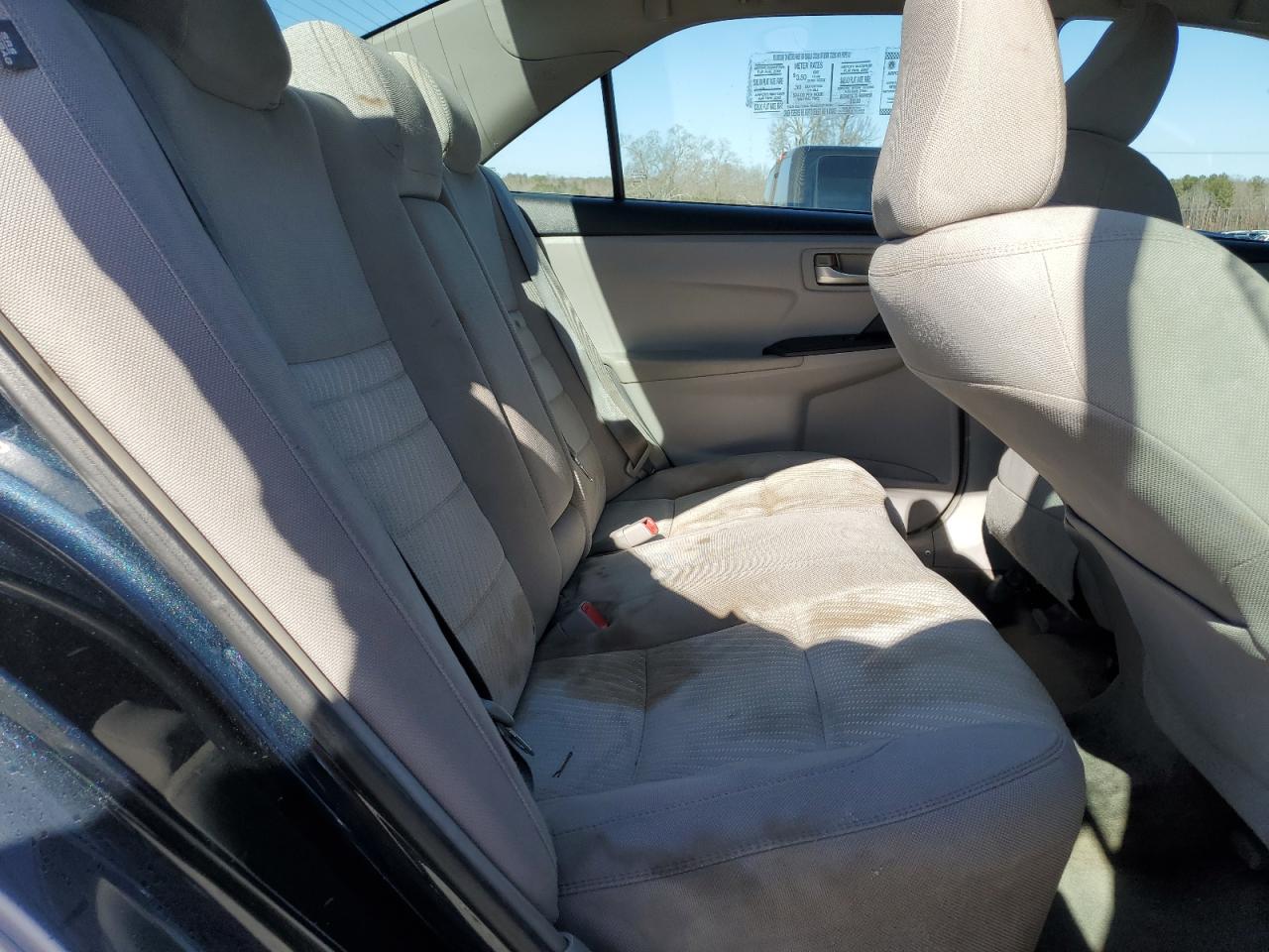 2016 Toyota Camry - Image 10