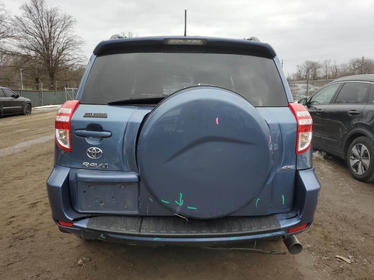 2012 Toyota RAV 4 - Image 6