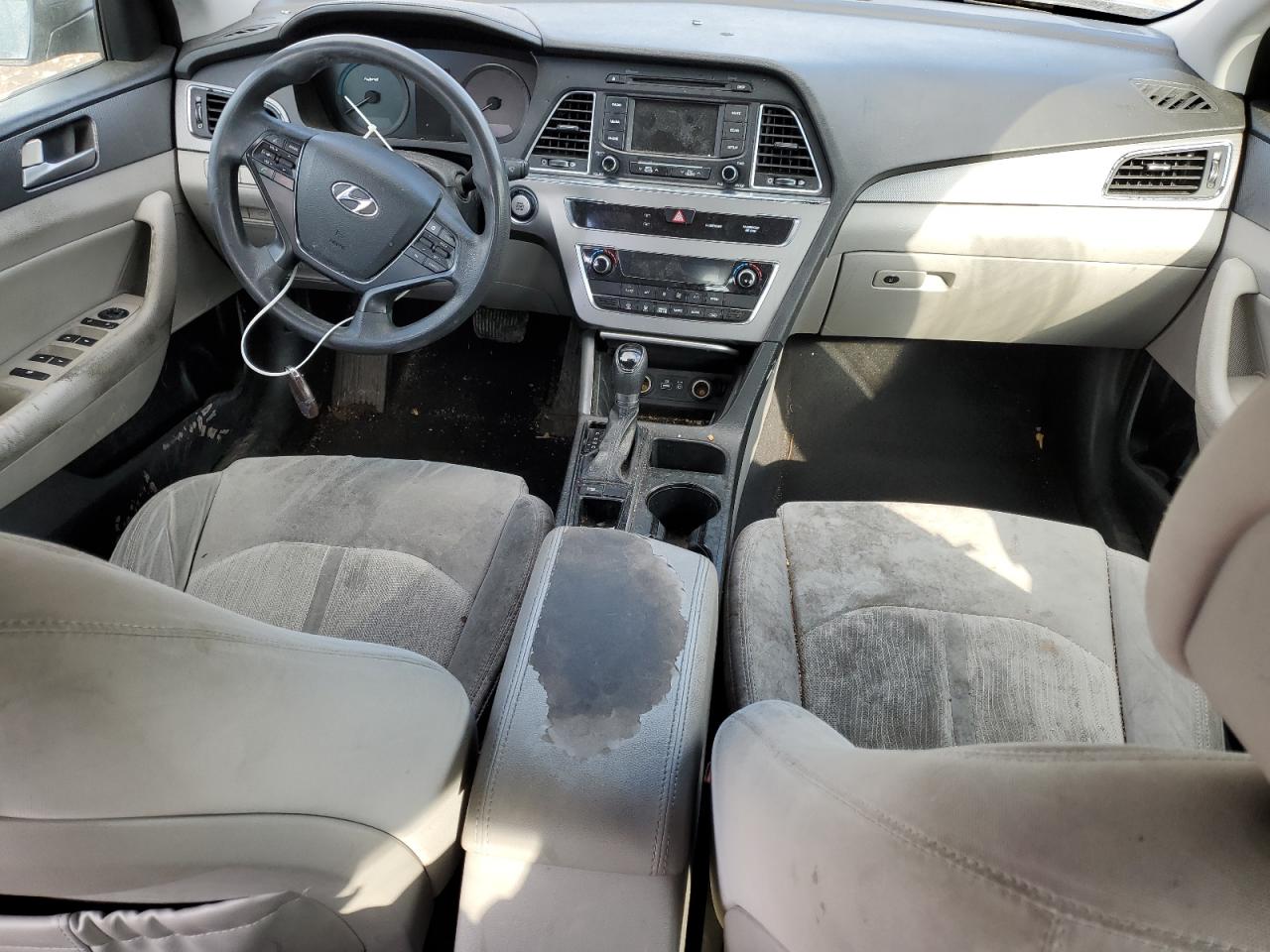 2016 Hyundai Sonata - Image 8