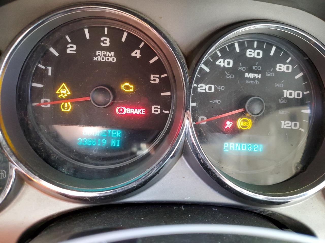 2007 Chevrolet Silverado - Image 9