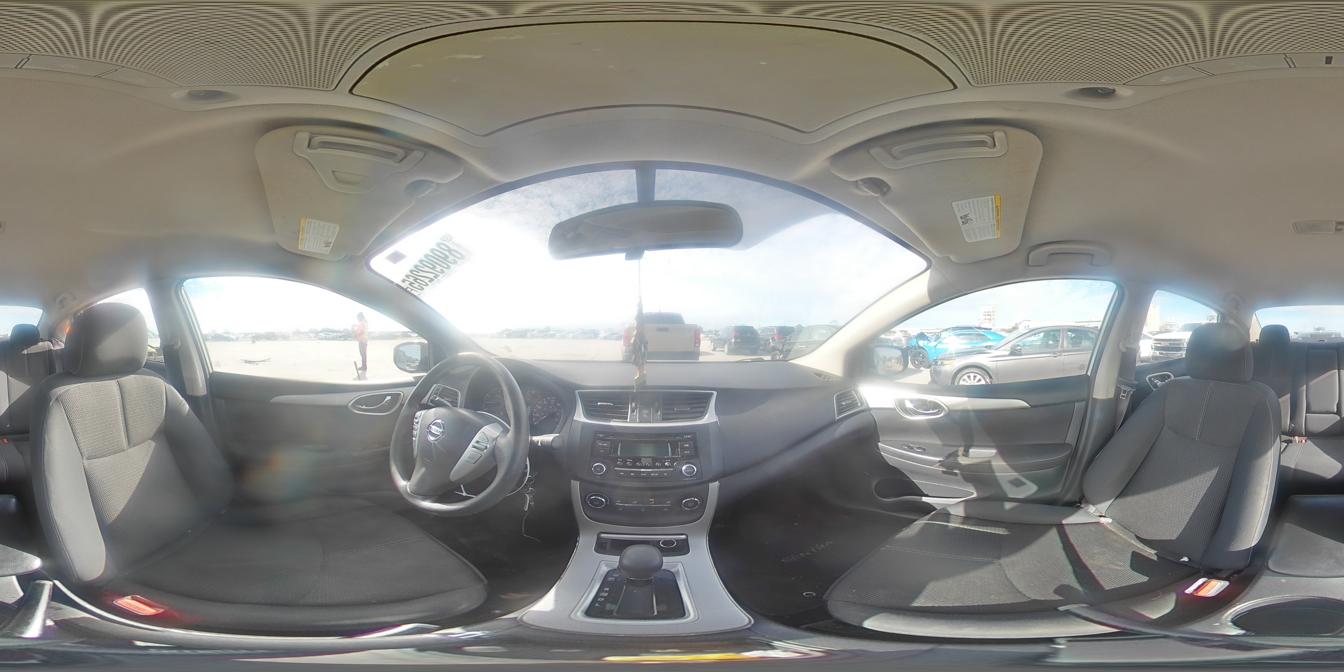 2014 Nissan Sentra - Image 12