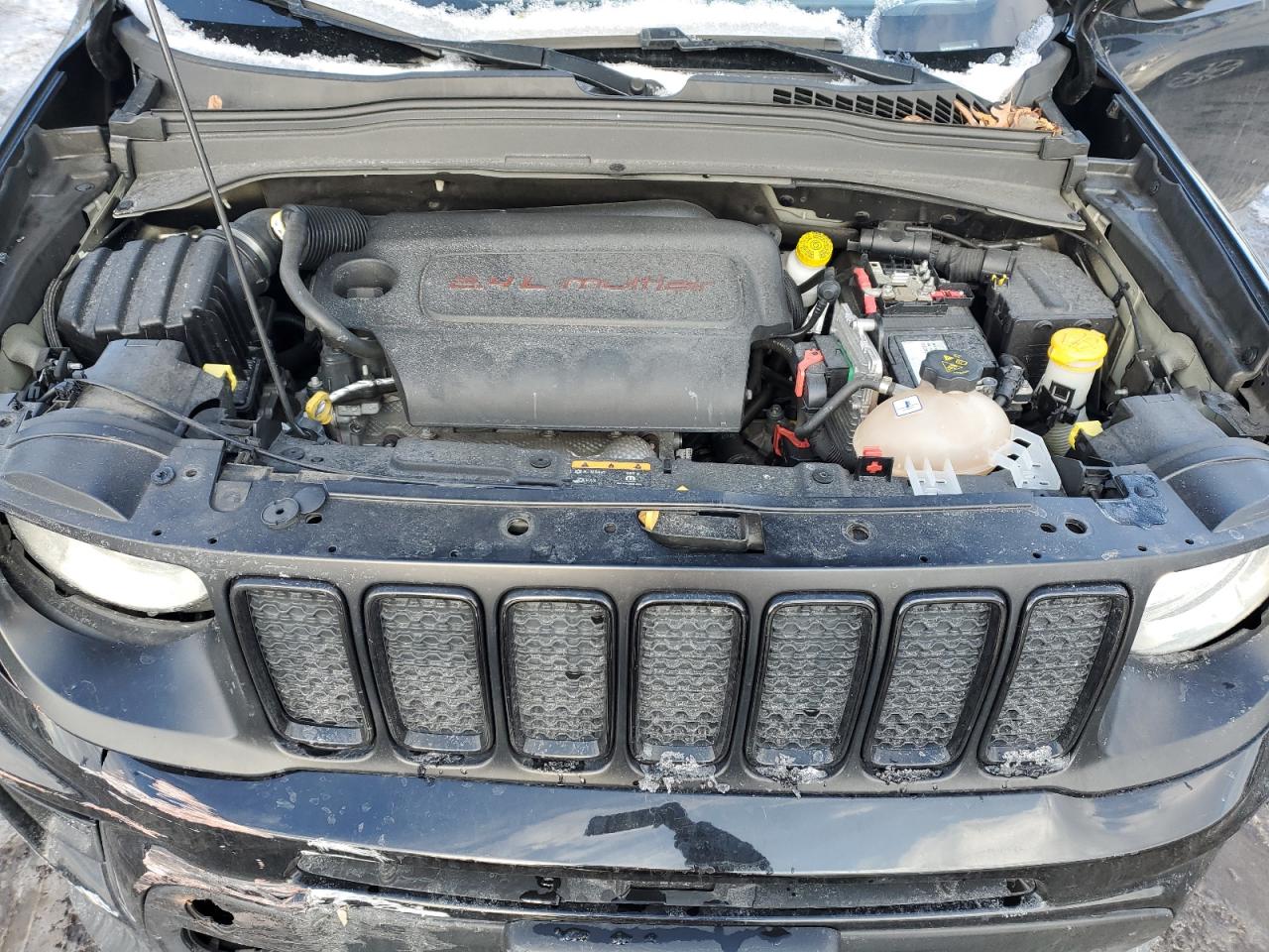 2021 Jeep Renegade - Image 13