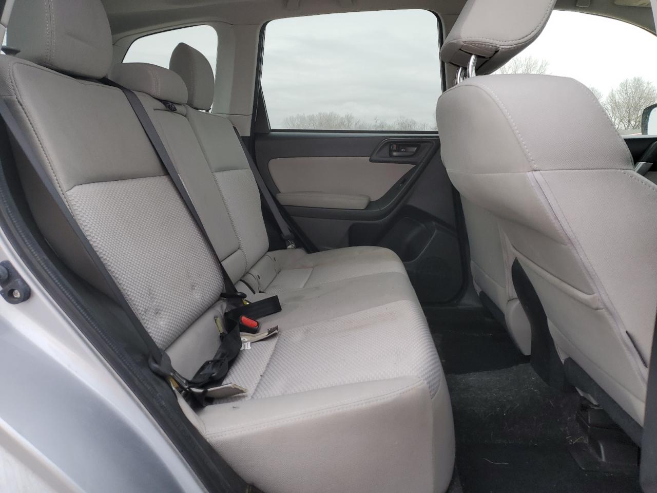 2016 Subaru Forester - Image 11