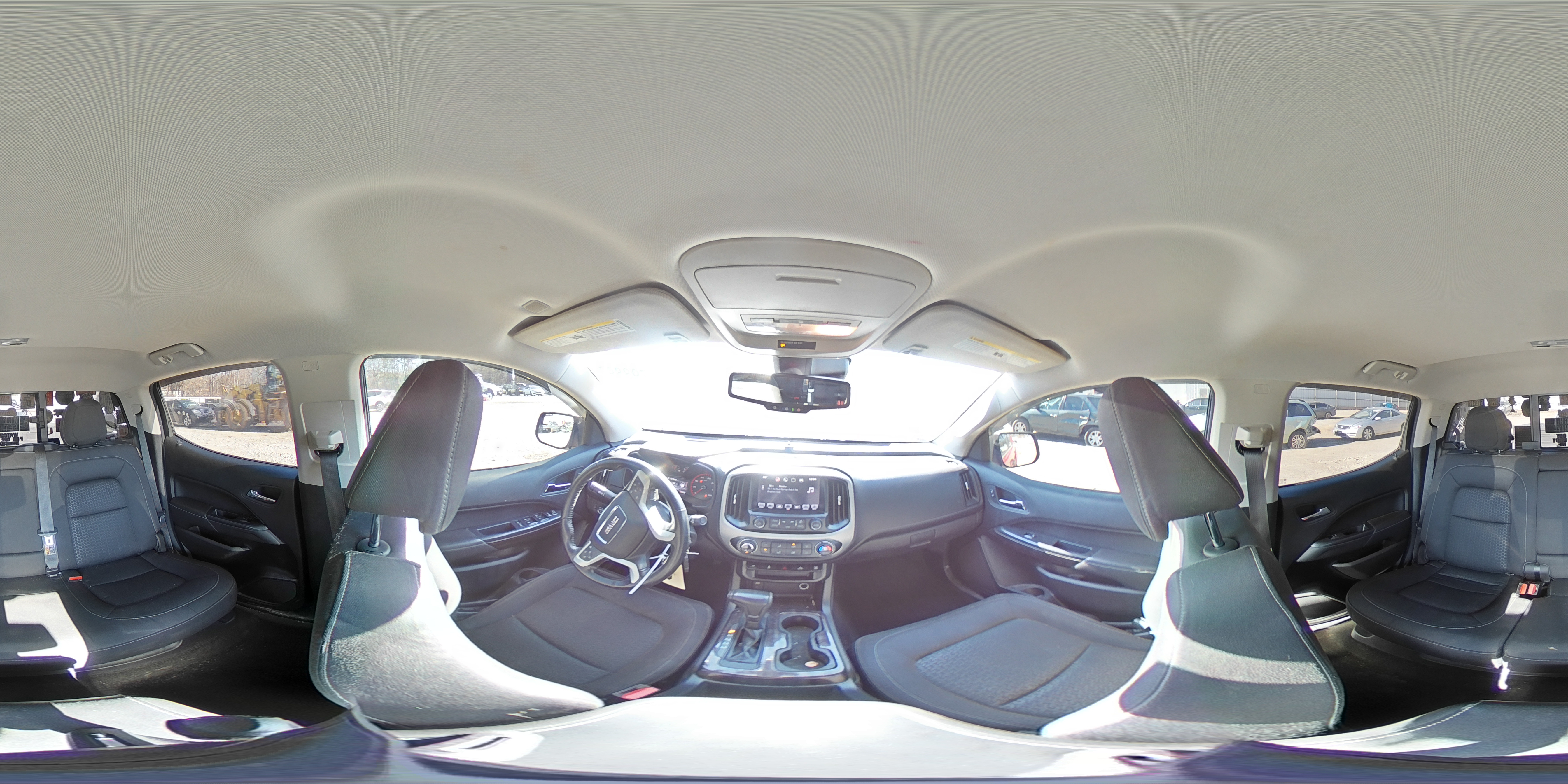 2016 GMC Canyon - Image 14