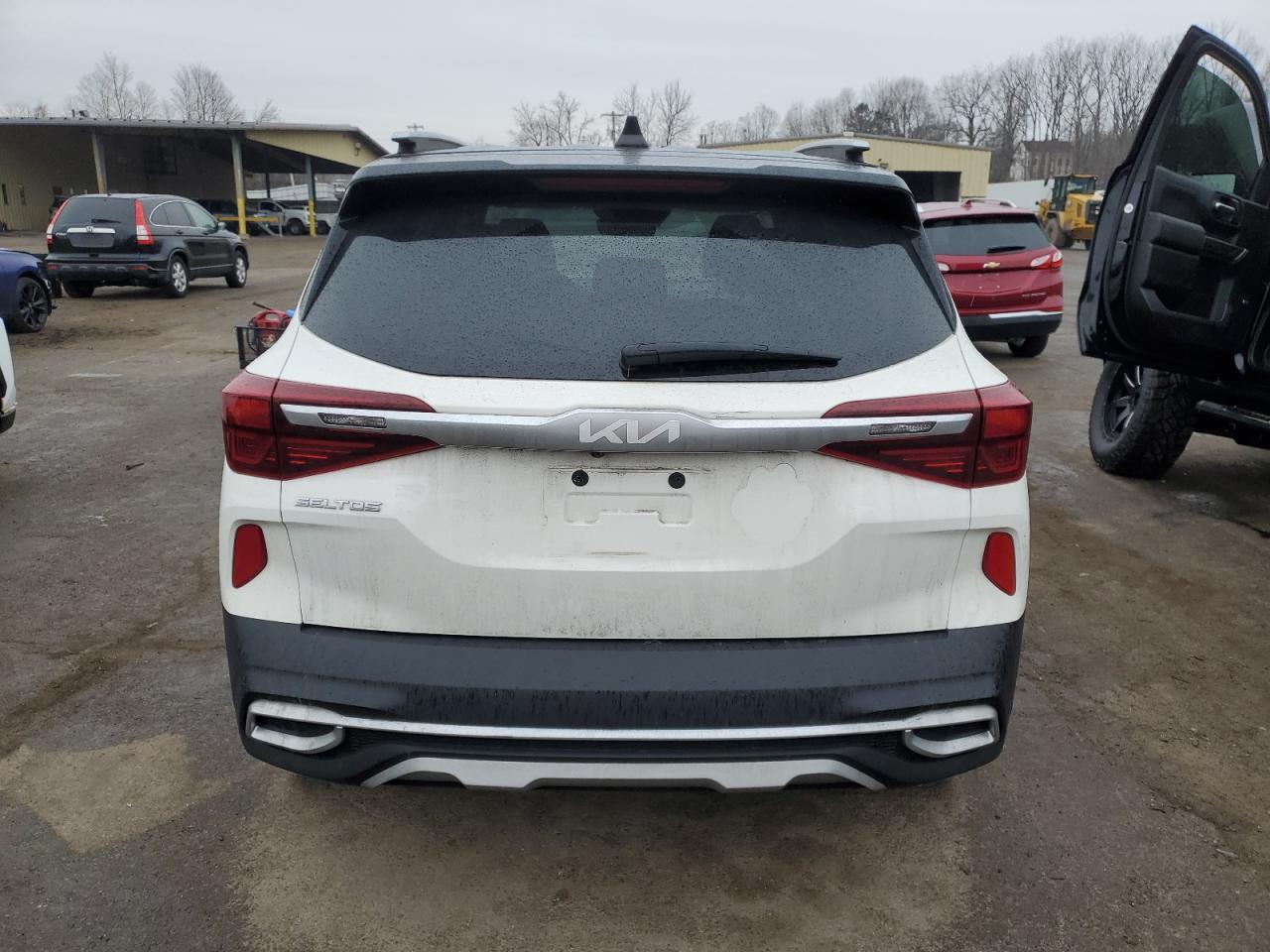 2022 Kia Seltos - Image 6