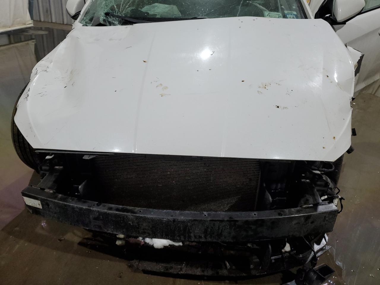 2020 Hyundai Elantra - Image 12