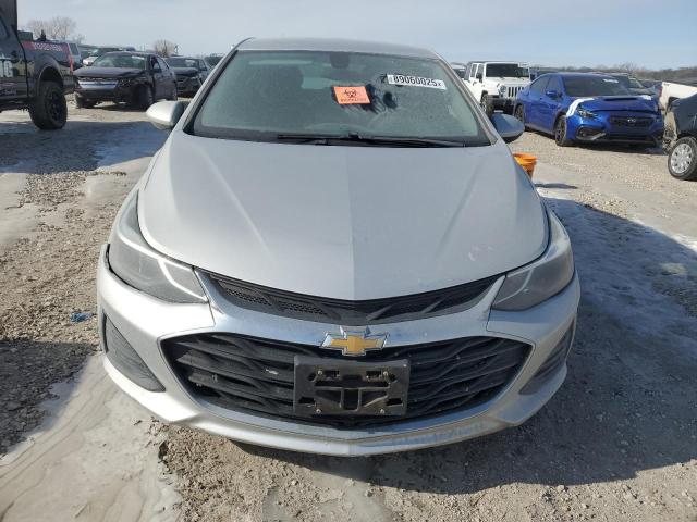  CHEVROLET CRUZE 2019 Srebrny