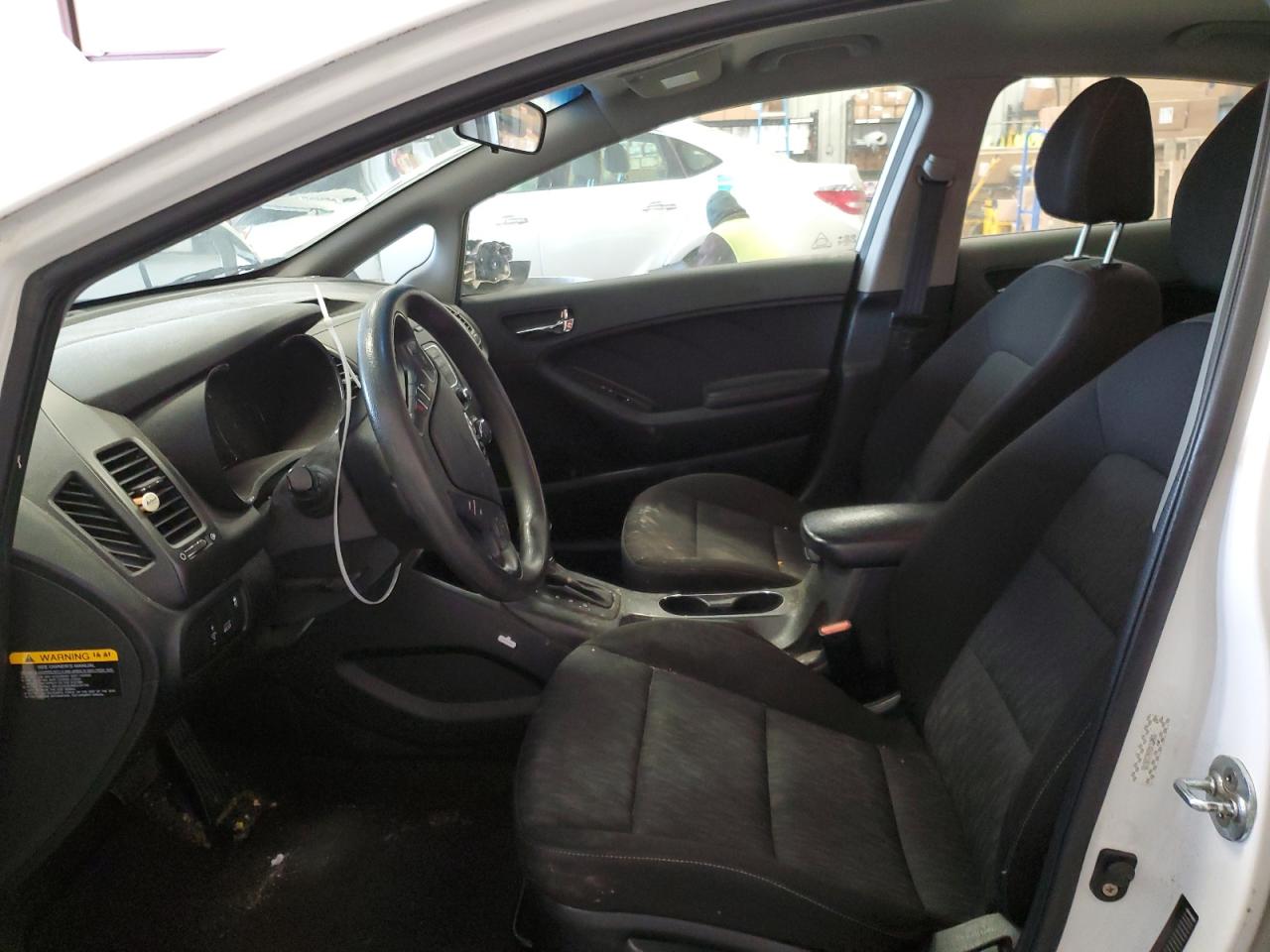 2016 Kia Forte - Image 7