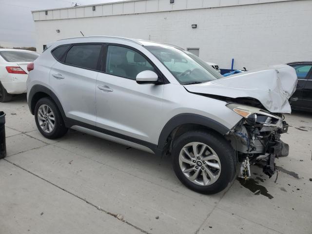 Паркетники HYUNDAI TUCSON 2017 Серебристый