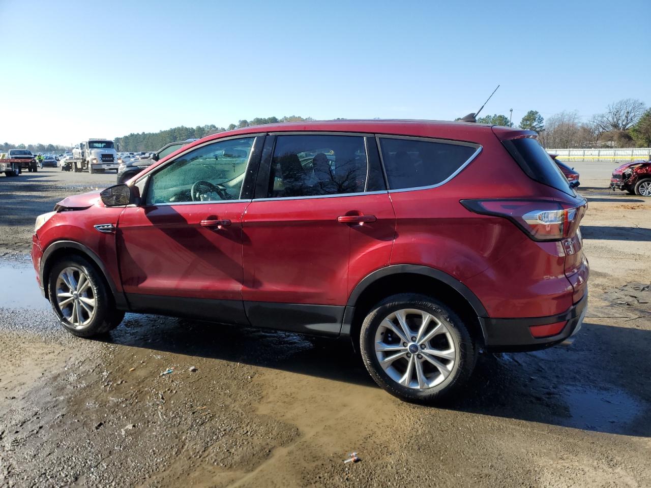 VIN 1FMCU0G93KUB34210 2019 FORD ESCAPE no.2