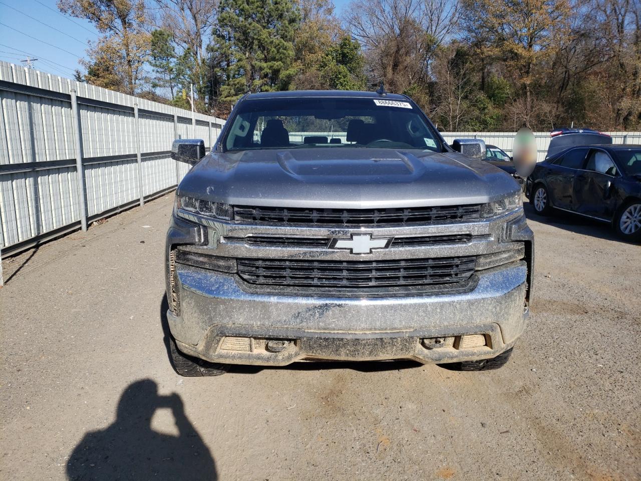 2019 Chevrolet Silverado - Image 5