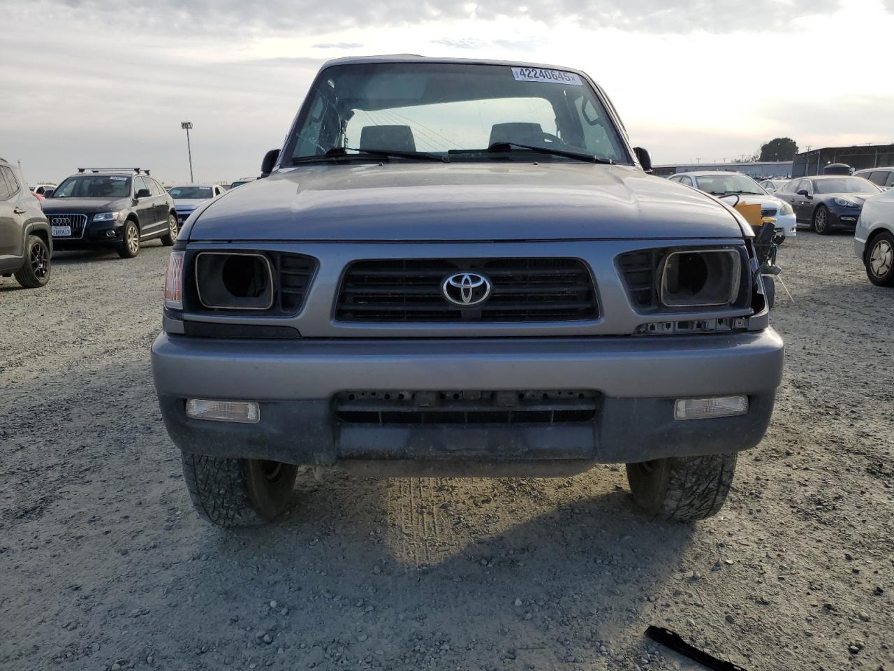 1995 Toyota Tacoma - Image 5