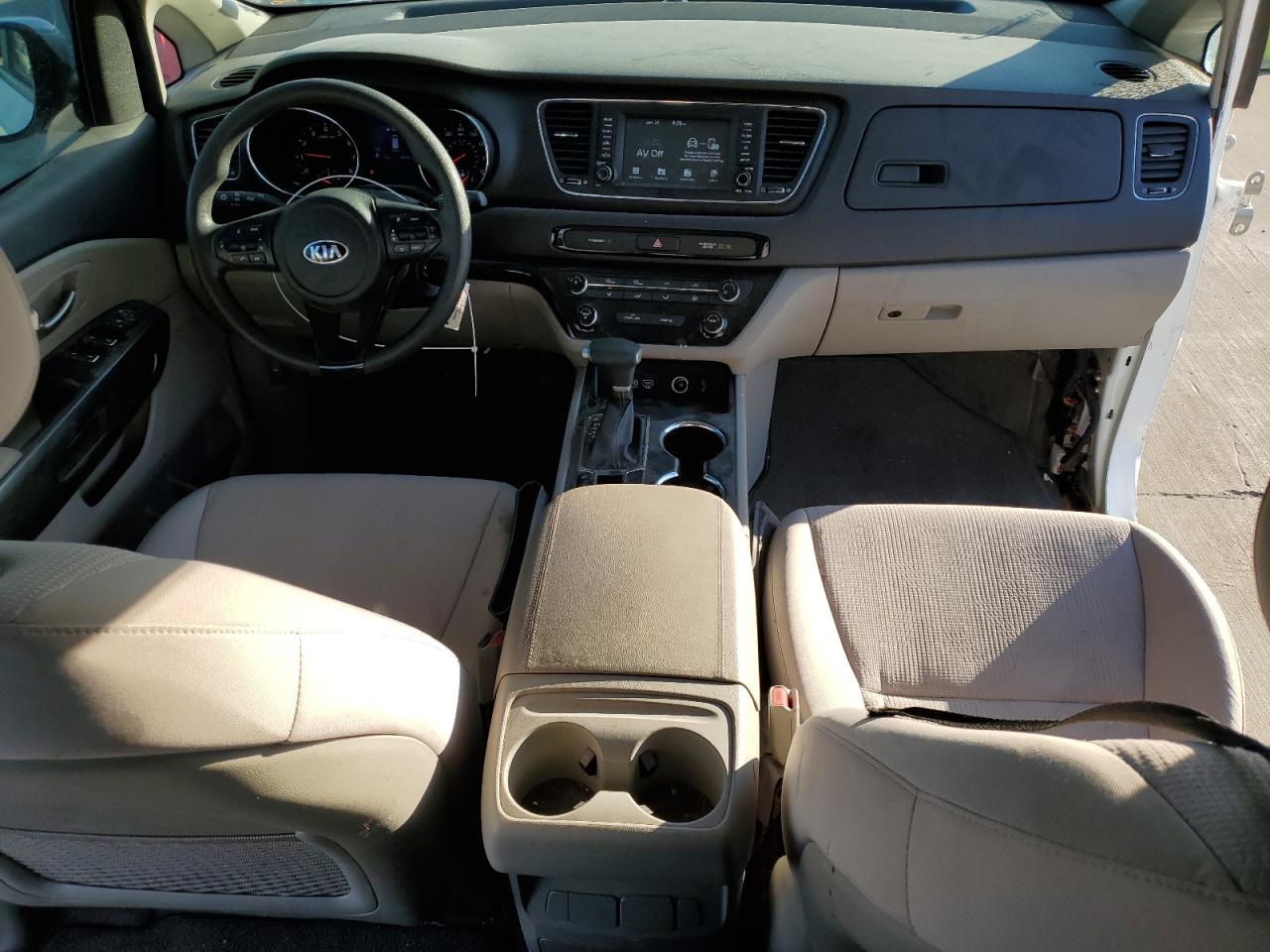 2020 Kia Sedona - Image 8