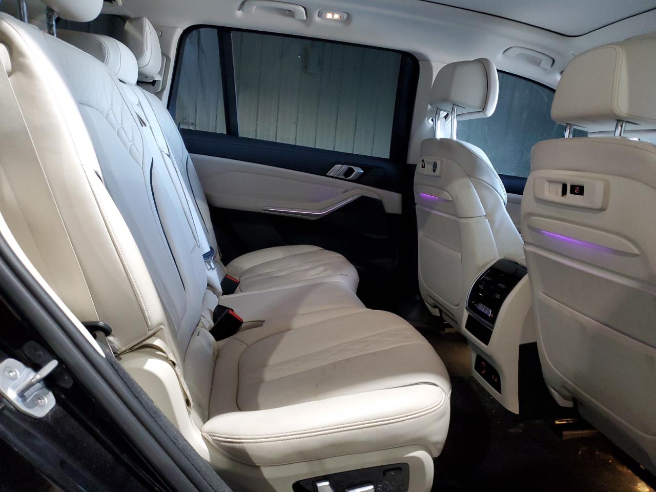 2020 BMW X7 - Image 11