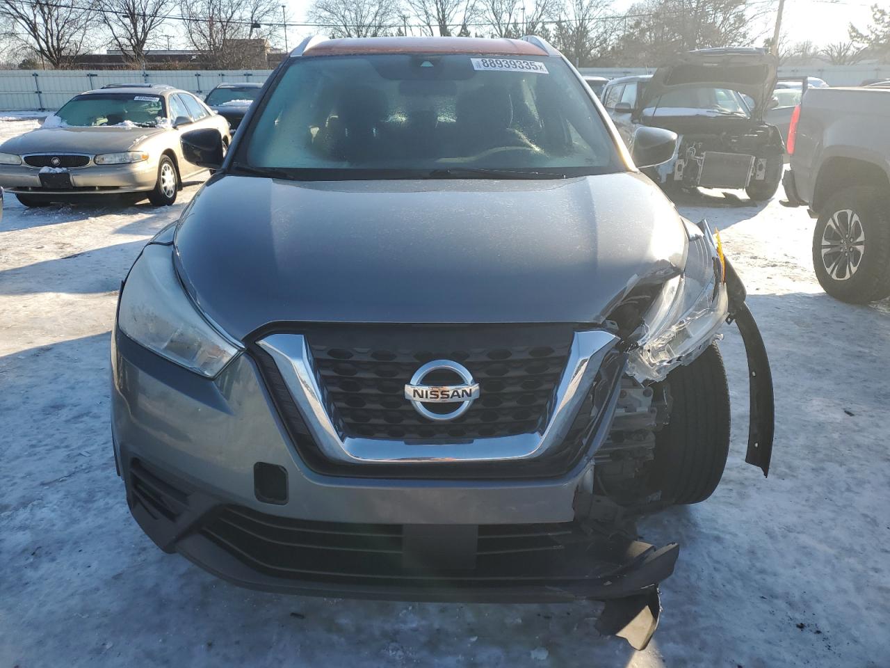 2020 Nissan Kicks - Image 5