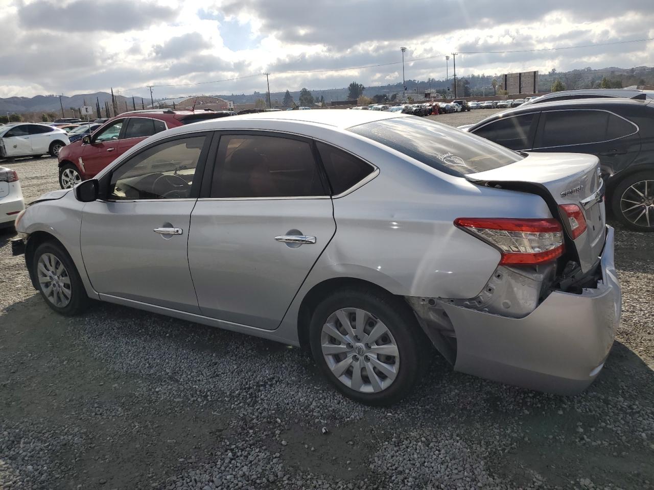 2015 Nissan Sentra - Image 2
