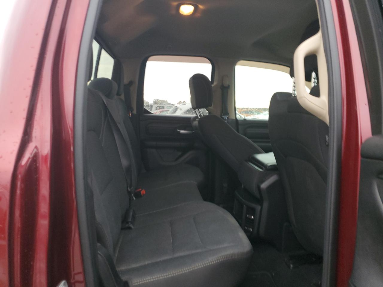 2019 RAM 1500 - Image 10