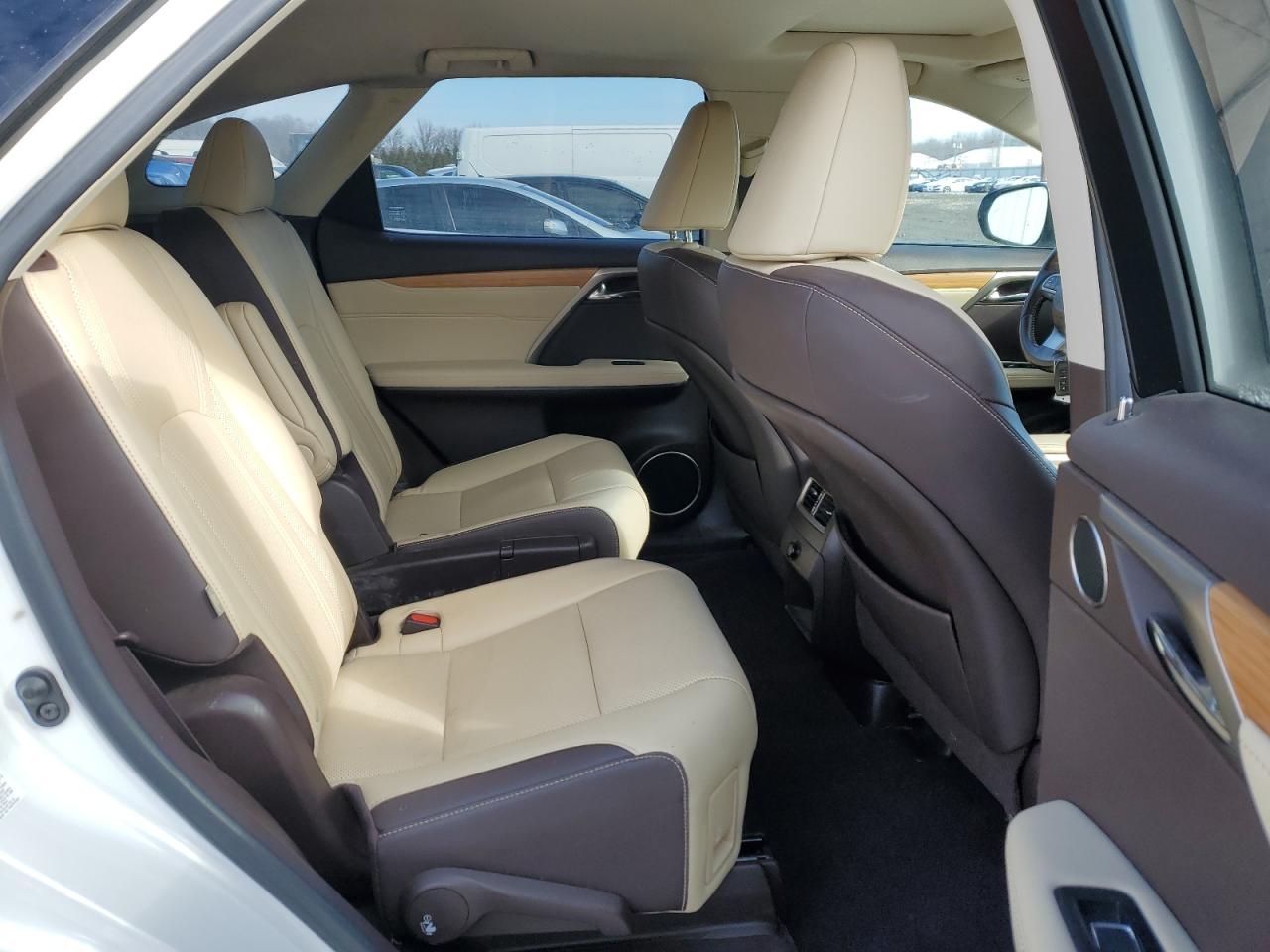 2018 Lexus RX - Image 14
