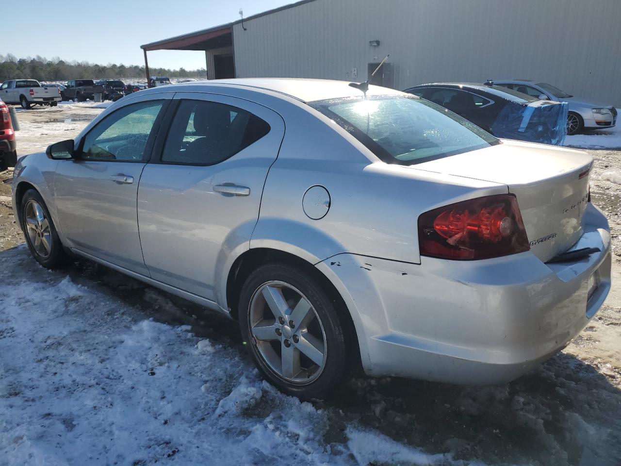 2012 Dodge Avenger - Image 2