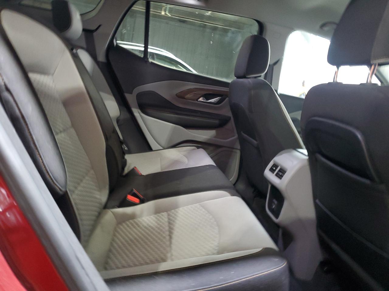 2019 GMC Terrain - Image 12