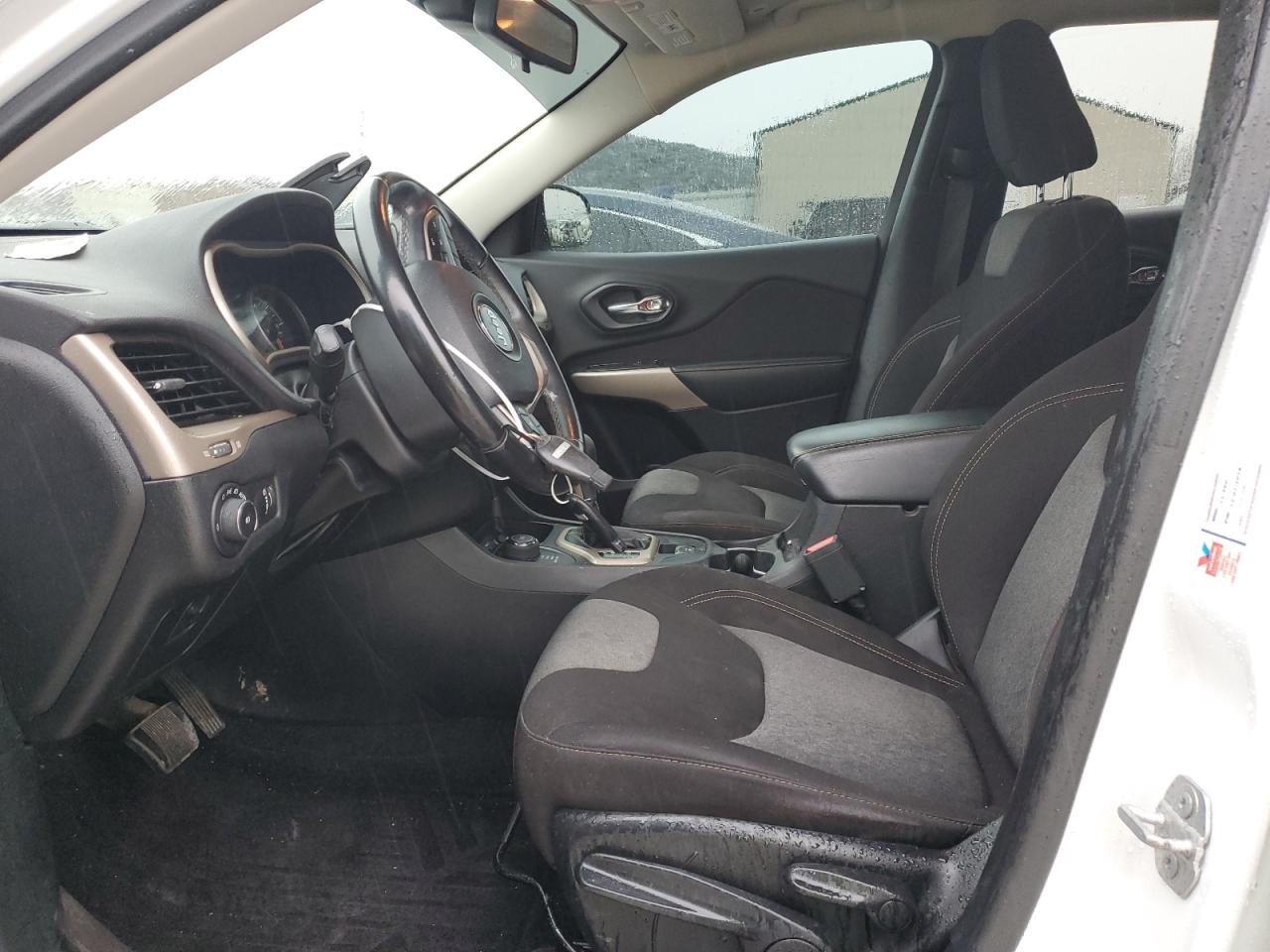 2018 Jeep Grand Cherokee - Image 7