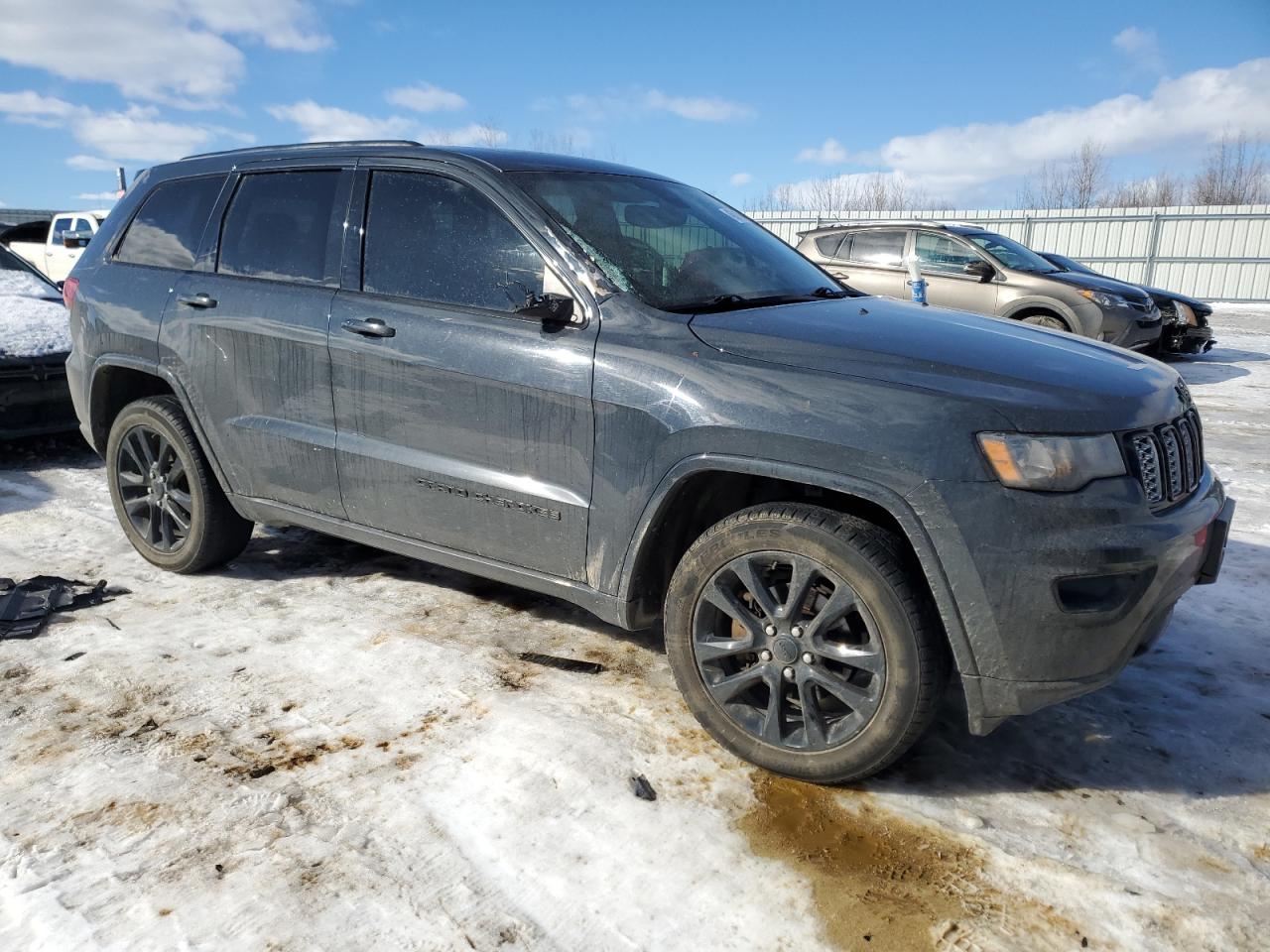 2017 Jeep Grand Cherokee - Image 4