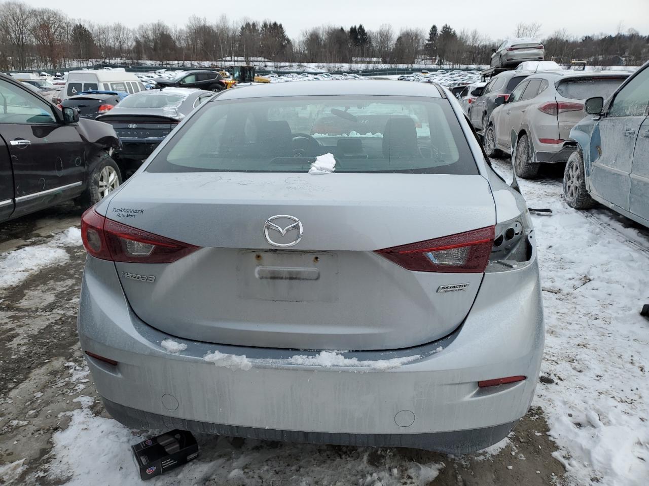 2017 Mazda 3 - Image 6