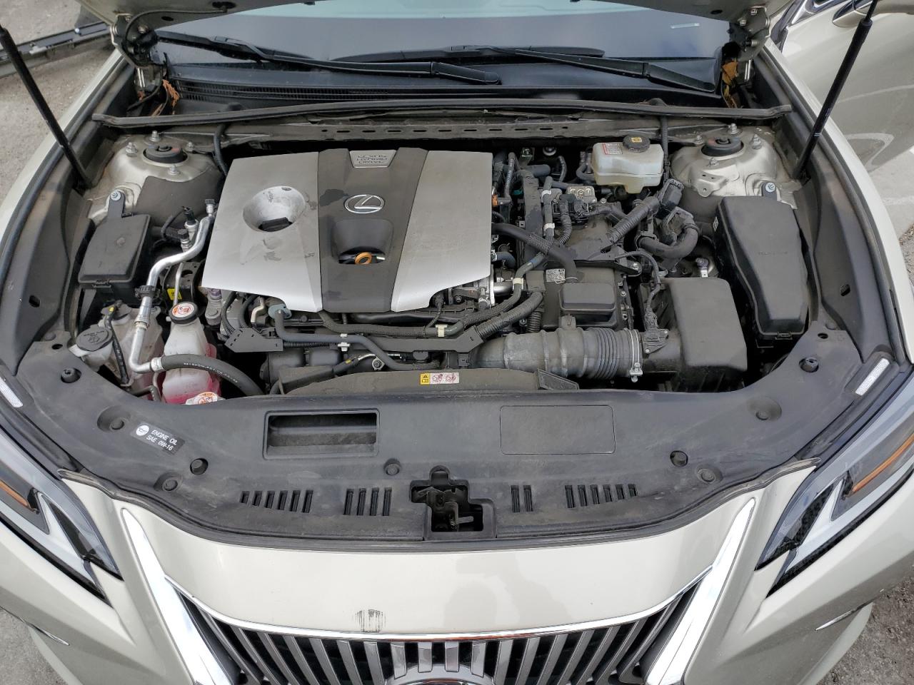 2021 Lexus ES - Image 11