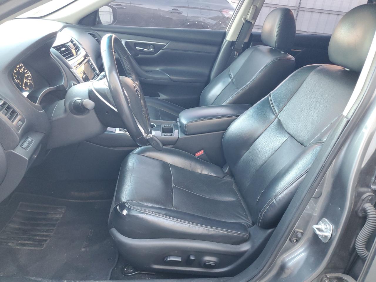 2018 Nissan Altima - Image 7