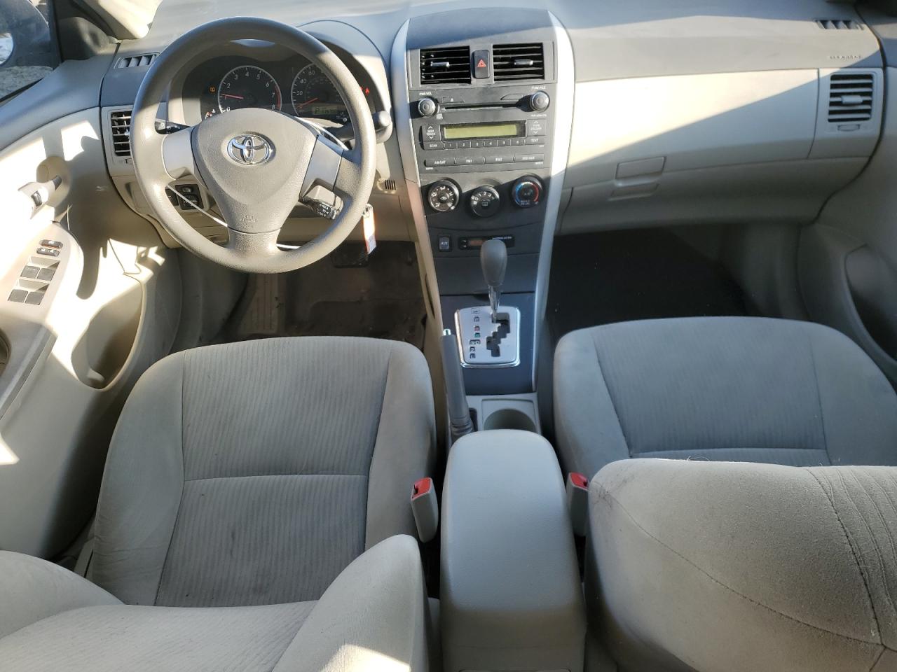 2010 Toyota Corolla - Image 8