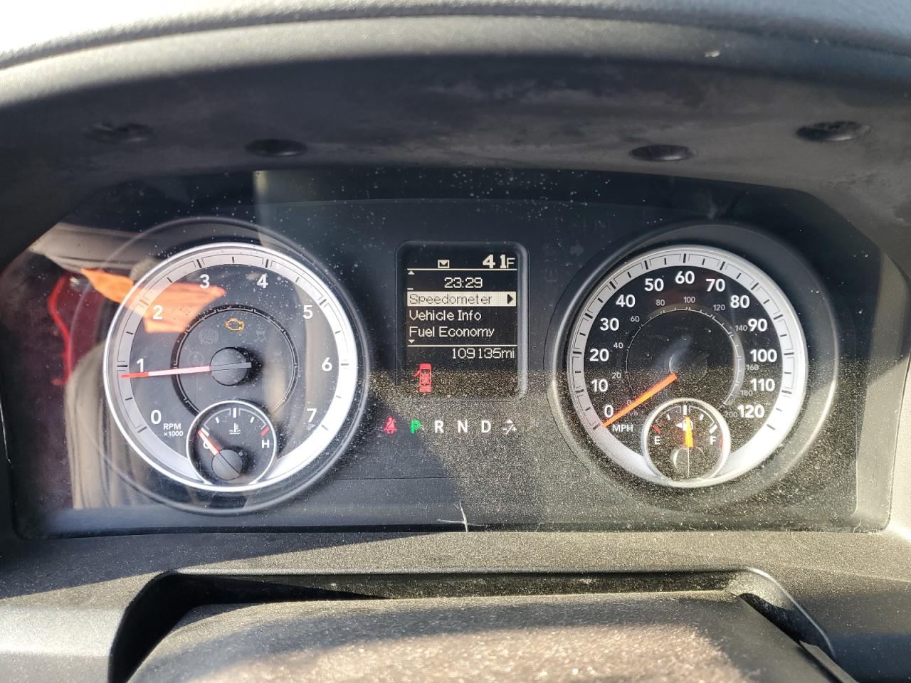 2013 RAM 1500 - Image 9