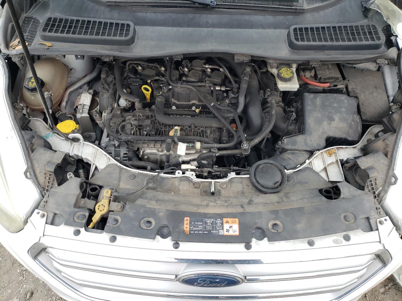1fmcu9gd6huc03750 1FMCU9GD6HUC03750 2017 Ford Escape Se