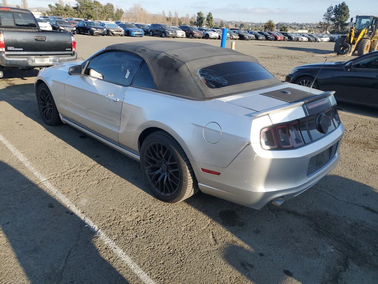 2014 Ford Mustang - Image 2