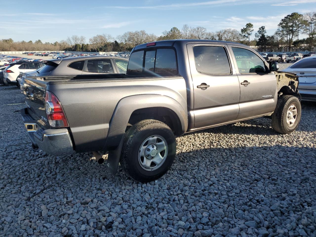 2013 Toyota Tacoma - Image 3