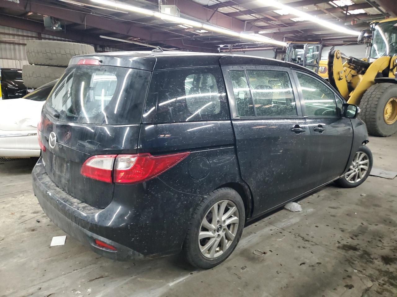 2014 Mazda 5 - Image 3