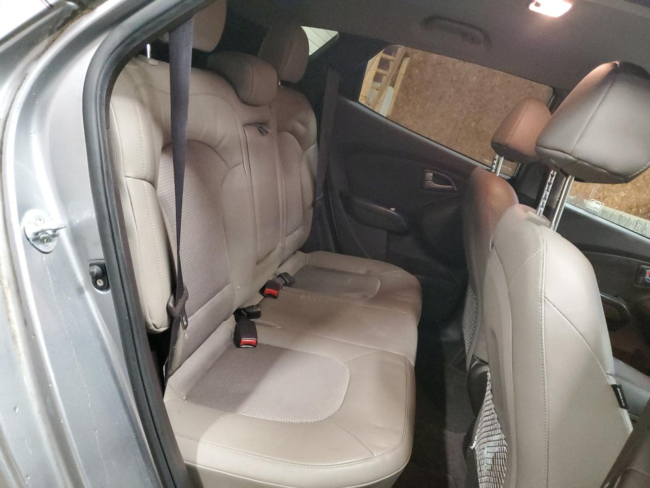 2015 Hyundai Tucson - Image 11