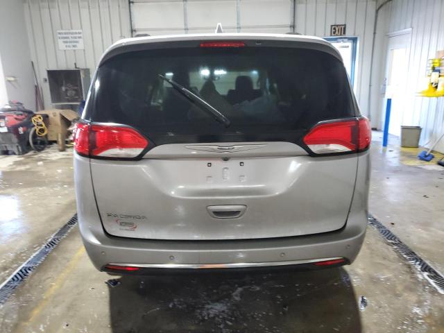  CHRYSLER PACIFICA 2017 Серебристый