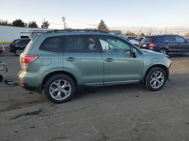  SUBARU FORESTER 2017 Зеленый