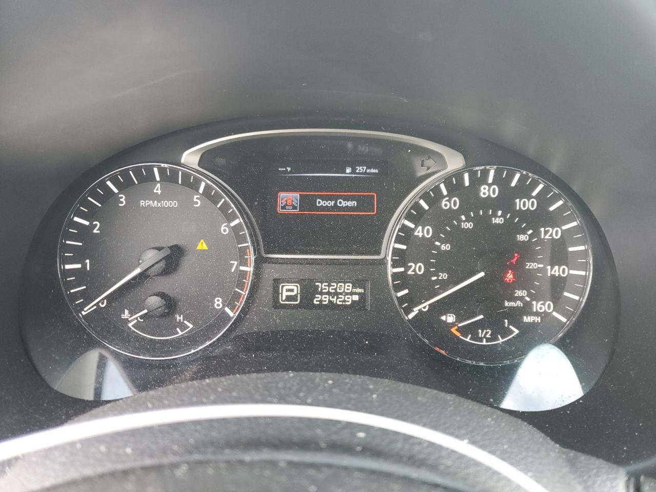 2015 Nissan Altima - Image 9